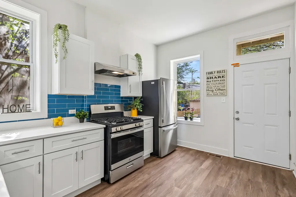 4351 West Maypole Avenue Chicago IL 60624
