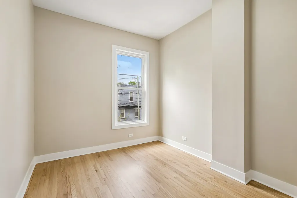4351 West Maypole Avenue Chicago IL 60624