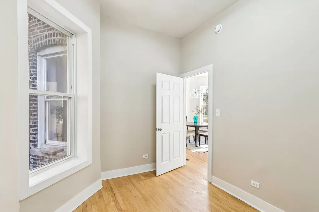 4351 West Maypole Avenue Chicago IL 60624