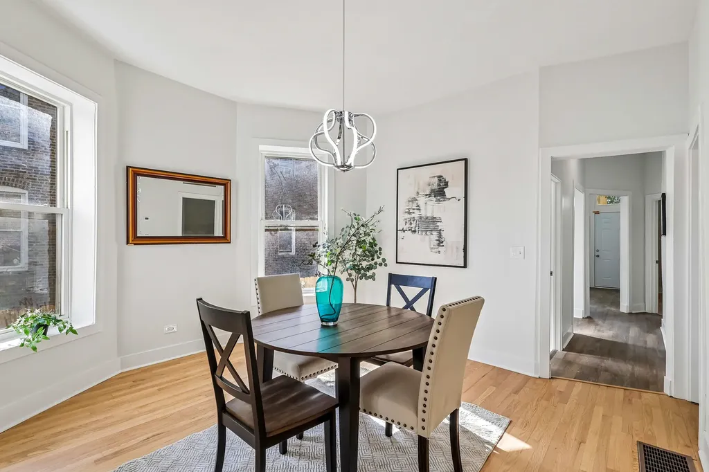 4351 West Maypole Avenue Chicago IL 60624