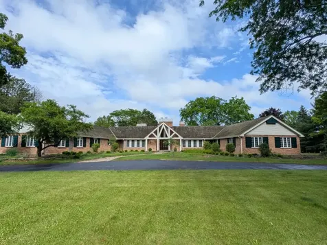 3 Hickory Lane Barrington Hills IL 60010