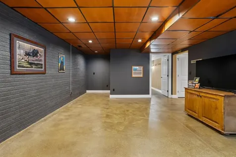 1705 Oliger Drive Mahomet IL 61853