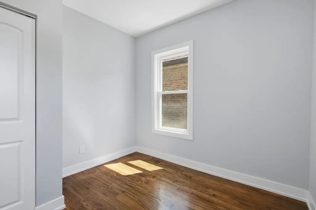 1465 West 72nd Street Chicago IL 60636
