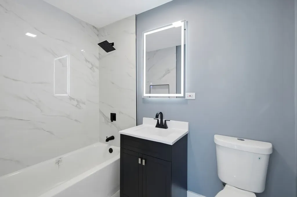 1465 West 72nd Street Chicago IL 60636