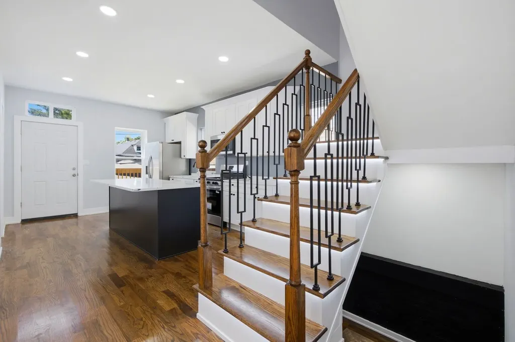 1465 West 72nd Street Chicago IL 60636