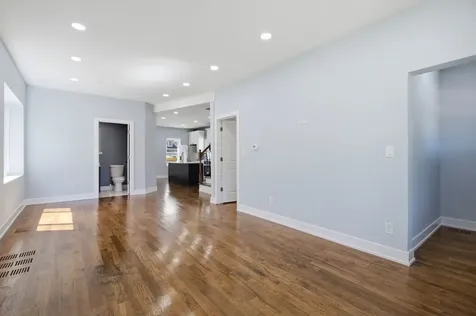 1465 West 72nd Street Chicago IL 60636