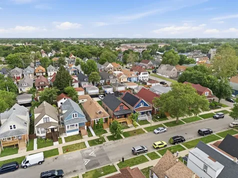 1465 West 72nd Street Chicago IL 60636