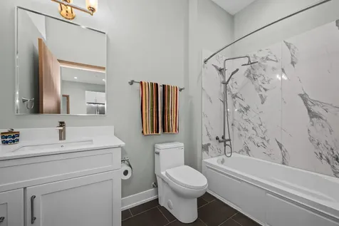 839 Madison Street Oak Park IL 60302