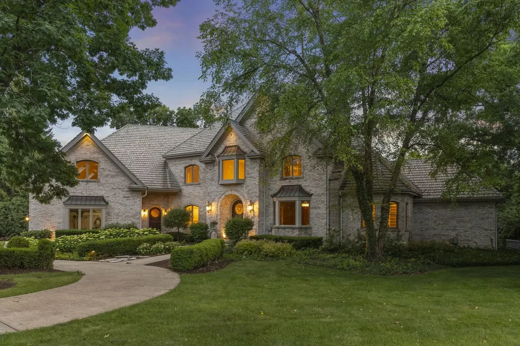1S370 Winfield Road Wheaton IL 60189