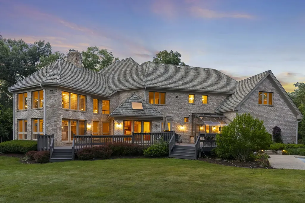 1S370 Winfield Road Wheaton IL 60189