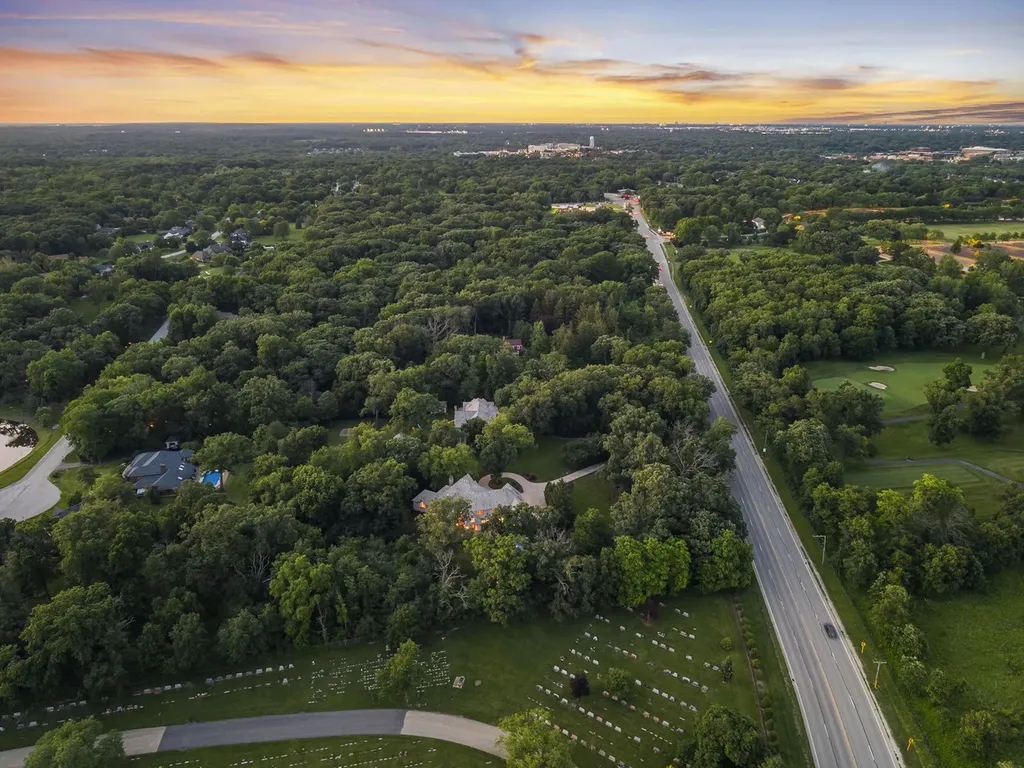 1S370 Winfield Road Wheaton IL 60189