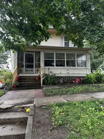 407 North Genesee Street Morrison IL 61270