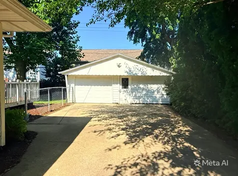 1003 Mcgregor Street Bloomington IL 61701
