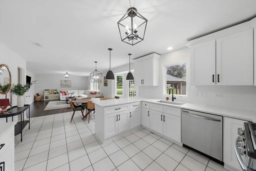 1309 East North Street Lockport IL 60441