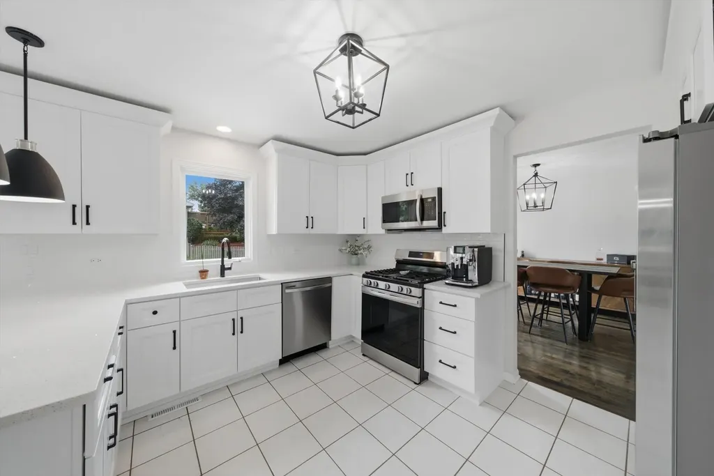 1309 East North Street Lockport IL 60441
