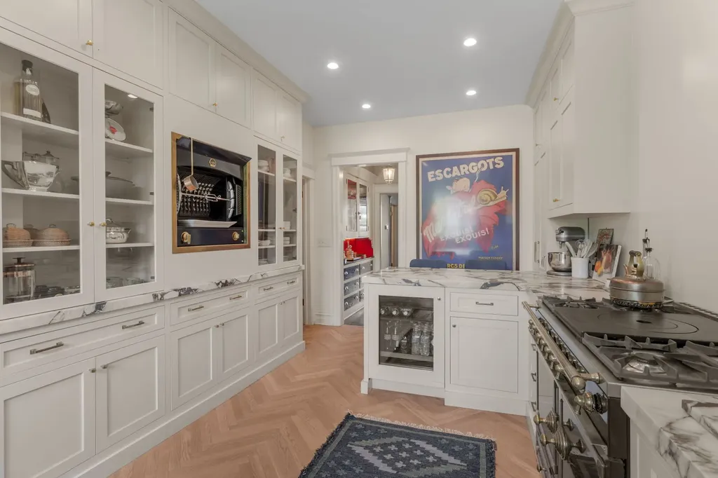 1959 West Balmoral Avenue Chicago IL 60640