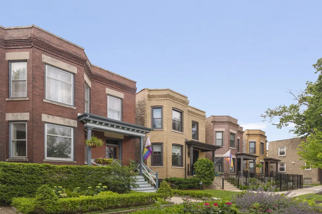 1959 West Balmoral Avenue Chicago IL 60640