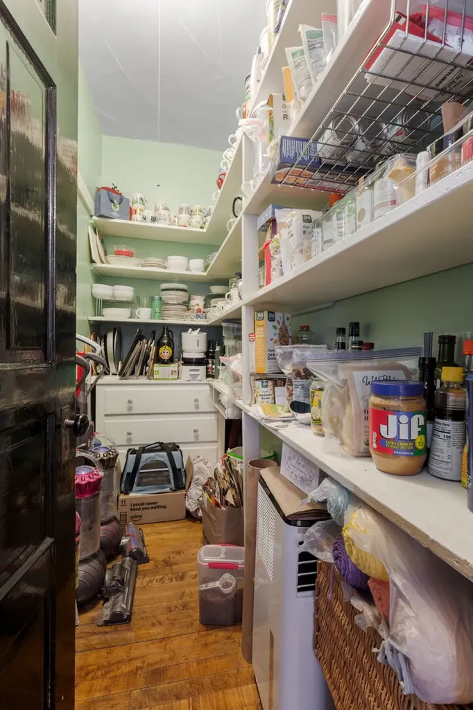 1959 West Balmoral Avenue Chicago IL 60640