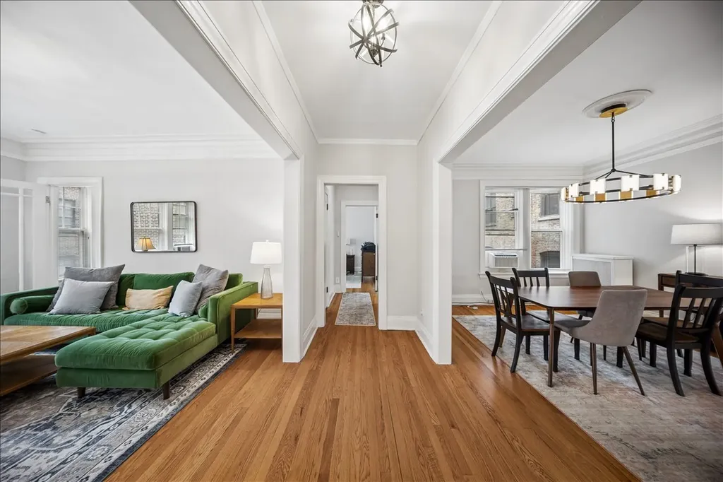 5333 South Cornell Avenue Chicago IL 60615