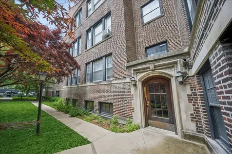 5333 South Cornell Avenue Chicago IL 60615