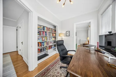 5333 South Cornell Avenue Chicago IL 60615