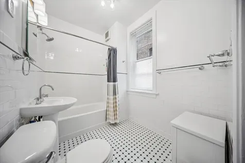 5333 South Cornell Avenue Chicago IL 60615