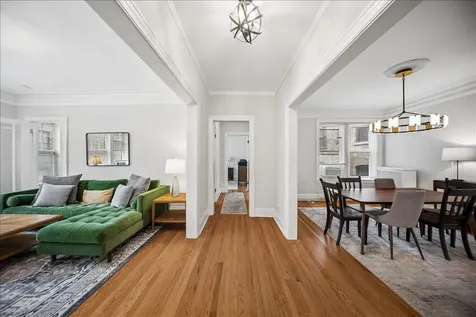 5333 South Cornell Avenue Chicago IL 60615
