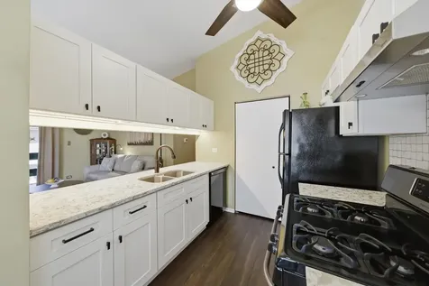 1 West Stonebridge Court Palos Hills IL 60465