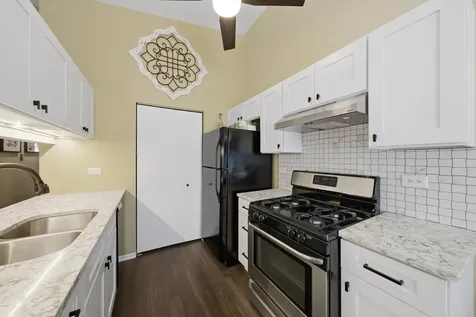1 West Stonebridge Court Palos Hills IL 60465