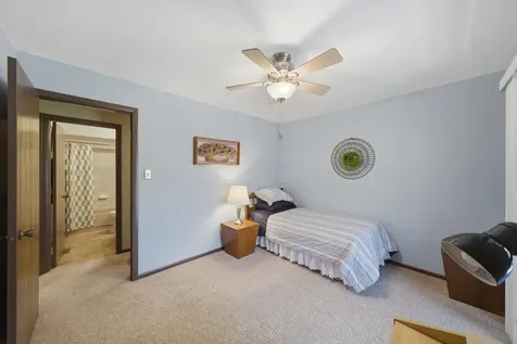 1 West Stonebridge Court Palos Hills IL 60465