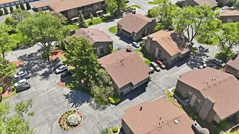 1 West Stonebridge Court Palos Hills IL 60465