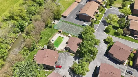 1 West Stonebridge Court Palos Hills IL 60465