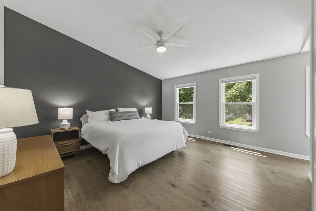 3020 Middlebury Court Aurora IL 60504