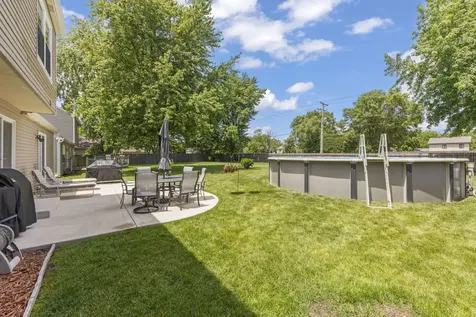 3020 Middlebury Court Aurora IL 60504