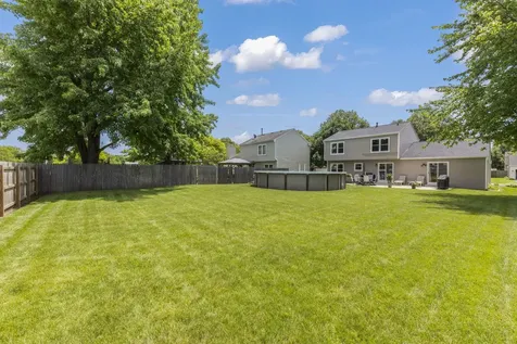 3020 Middlebury Court Aurora IL 60504