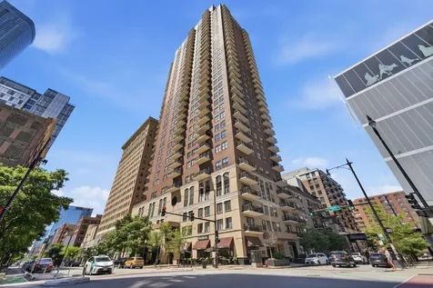 41 East 8th Street Chicago IL 60605