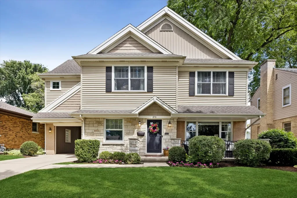 575 South Fern Avenue Elmhurst IL 60126