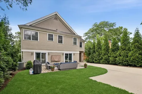 575 South Fern Avenue Elmhurst IL 60126