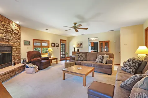 1702 Breezy Lawn Road Spring Grove IL 60081