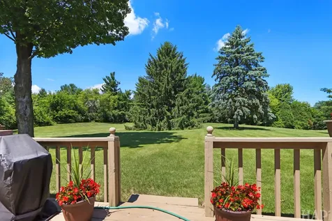 1702 Breezy Lawn Road Spring Grove IL 60081