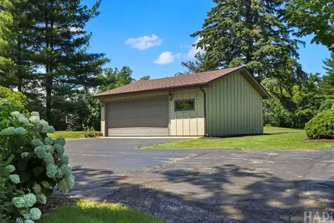 1702 Breezy Lawn Road Spring Grove IL 60081