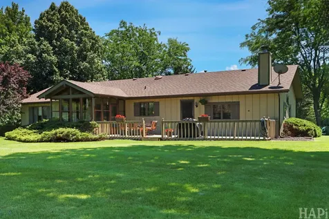 1702 Breezy Lawn Road Spring Grove IL 60081