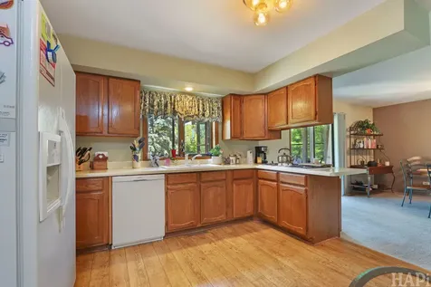 1702 Breezy Lawn Road Spring Grove IL 60081