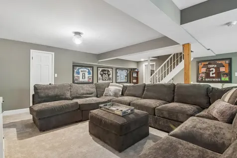 1204 Parliament Court Libertyville IL 60048
