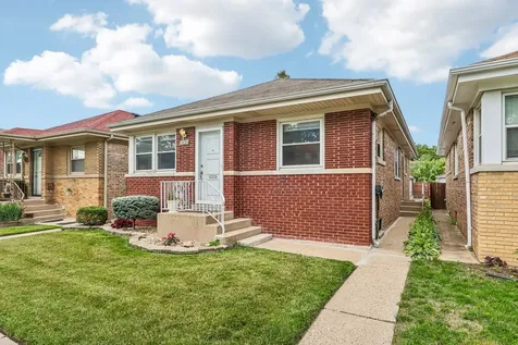 2654 West Catalpa Avenue Chicago IL 60625