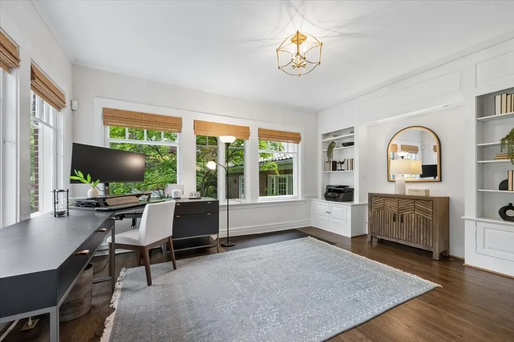 1141 Sheridan Road Wilmette IL 60091