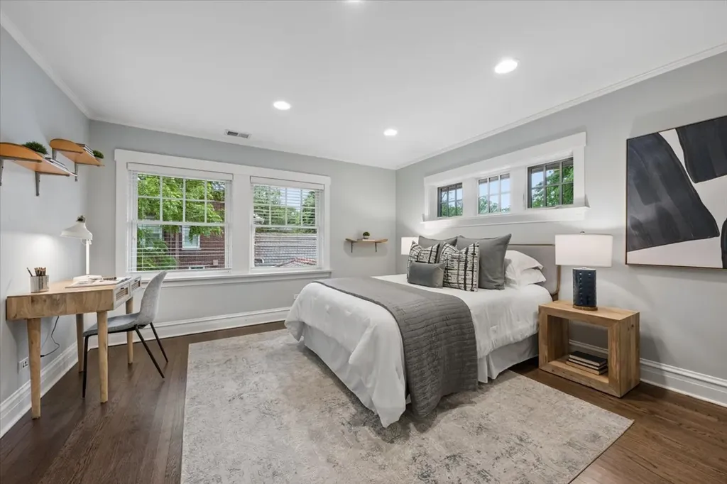 1141 Sheridan Road Wilmette IL 60091