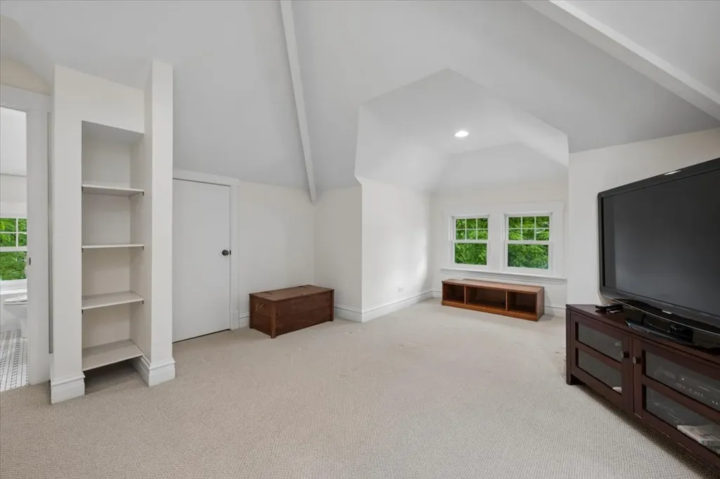 1141 Sheridan Road Wilmette IL 60091