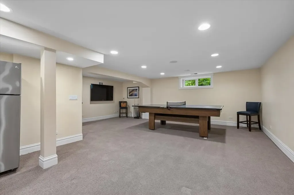 1141 Sheridan Road Wilmette IL 60091