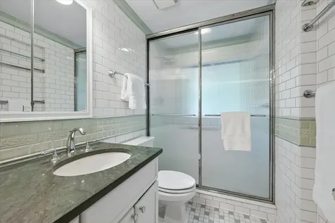 1141 Sheridan Road Wilmette IL 60091